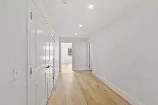 206 W Main St, Georgetown, MA 01833 - Photo 9