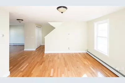 83 Massasoit Rd, Worcester, MA 01604 - Photo 11