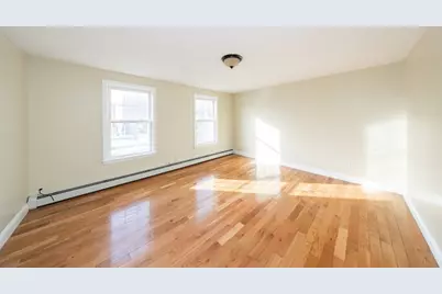 83 Massasoit Rd, Worcester, MA 01604 - Photo 9