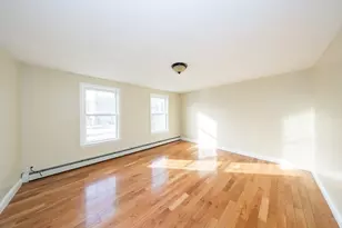 83 Massasoit Rd, Worcester, MA 01604 - Photo 9