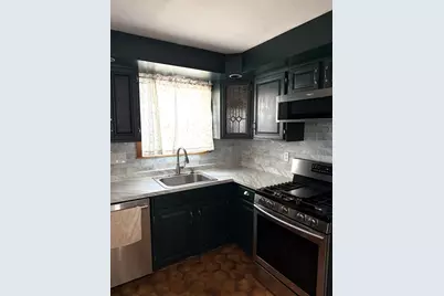 251 Rosewell St, Springfield, MA 01109 - Photo 3