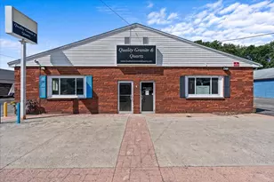 173 Shaker Rd, East Longmeadow, MA 01028 - Photo 1