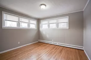 27 Campbell Dr, Agawam, MA 01001 - Photo 9