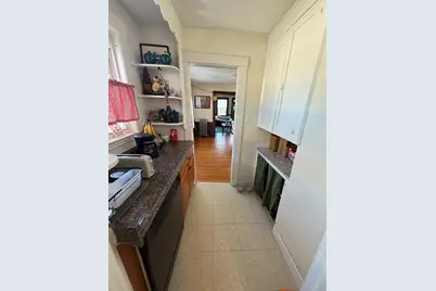 58 Brock St #3, Boston, MA 01235 - Photo 9