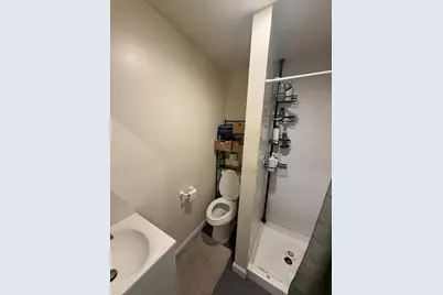 525 E 3rd St #2R, Boston, MA 02127 - Photo 3