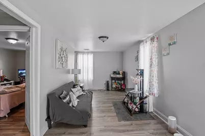 1792 Pleasant St, Fall River, MA 02723 - Photo 15