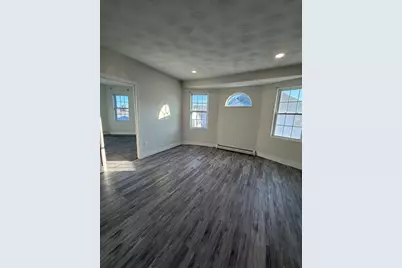 539-541 North Front Street #3R, New Bedford, MA 02745 - Photo 1