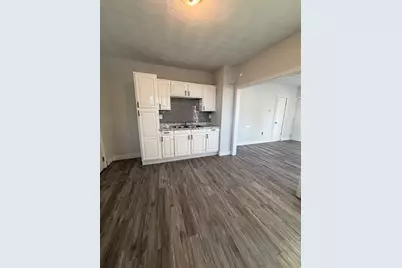 539-541 North Front Street #3R, New Bedford, MA 02745 - Photo 3