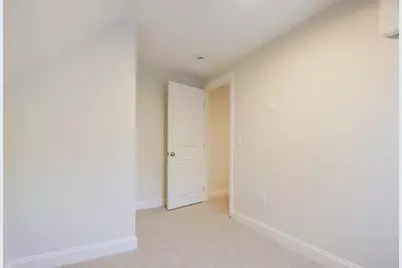 143 Grove St, Clinton, MA 01510 - Photo 21