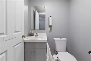 10 Hazelwood Ct, Attleboro, MA 02703 - Photo 27