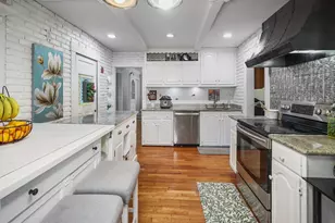 16 Allen St, Northborough, MA 01532 - Photo 5