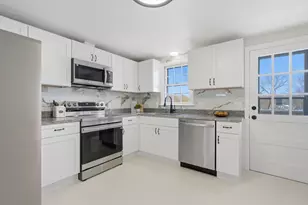 108 Cherry St, Framingham, MA 01701 - Photo 5