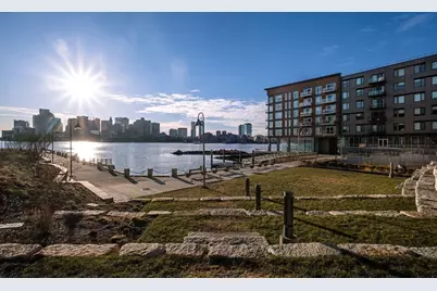 45 Lewis St #305, Boston, MA 02128 - Photo 29