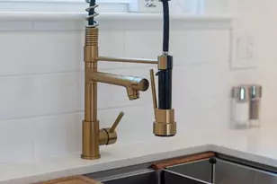 30 Burdett Rd, Lynn, MA 01904 - Photo 19