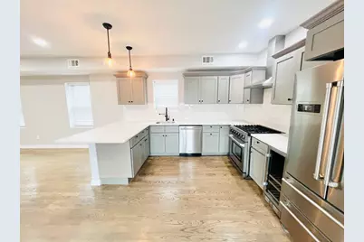 47-49 Walnut St #2, Boston, MA 02122 - Photo 13