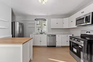 3 Franconia St, Worcester, MA 01602 - Photo 13