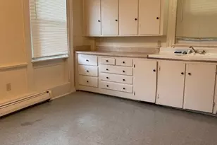 4 Chapman Ct, Greenfield, MA 01301 - Photo 13