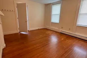 4 Chapman Ct, Greenfield, MA 01301 - Photo 7