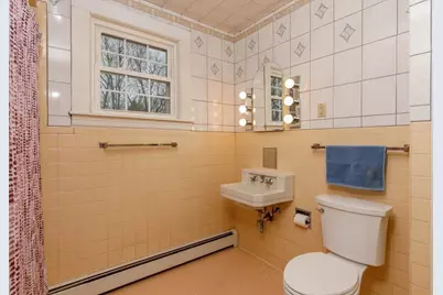 225 Wallingford Avenue, Athol, MA 01331 - Photo 13