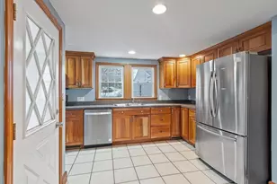 559 Merriam Ave, Leominster, MA 01453 - Photo 5