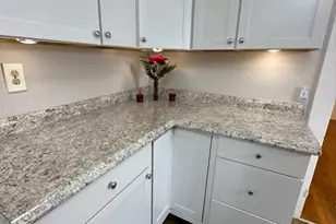 26 Green St, Monson, MA 01057 - Photo 13