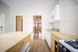 193 Beech St, Holyoke, MA 01040 - Photo 7