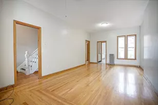 193 Beech St, Holyoke, MA 01040 - Photo 5