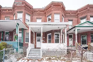 193 Beech St, Holyoke, MA 01040 - Photo 1