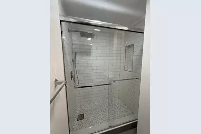 112 Saratoga St #1, Lawrence, MA 01841 - Photo 9