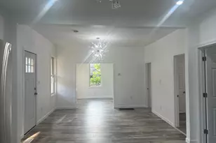 477 Hilldale Ave, Haverhill, MA 01832 - Photo 5