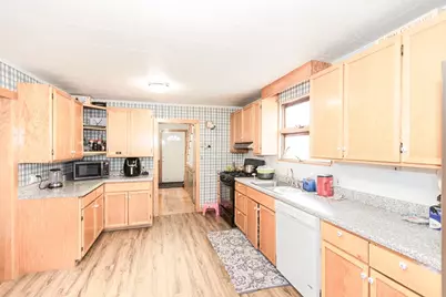 68 Spring St, Holbrook, MA 02343 - Photo 11