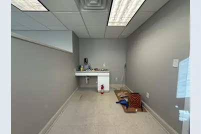 121 Lincoln Street #1, Worcester, MA 01605 - Photo 17