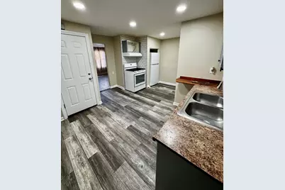 151-153 Charles Street #1, Lowell, MA 01852 - Photo 5