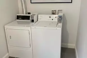 139 Malborough, Chelsea, MA 02150 - Photo 9