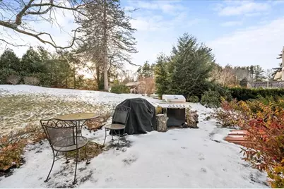 62 School St, Auburn, MA 01501 - Photo 37