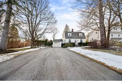 62 School St, Auburn, MA 01501 - Photo 5