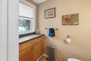 62 School St, Auburn, MA 01501 - Photo 23