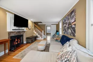 62 School St, Auburn, MA 01501 - Photo 7