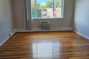 572 Cummins Hwy, Boston, MA 02126 - Photo 3