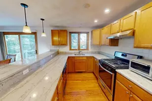 95 Pleasant, Watertown, MA 02472 - Photo 3