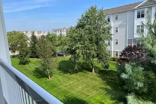 132 Clocktower Dr, Waltham, MA 02452 - Photo 3