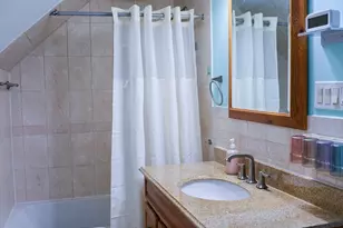 186 Powell St, Lowell, MA 01851 - Photo 39