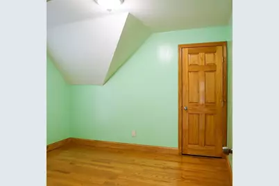 186 Powell St, Lowell, MA 01851 - Photo 33