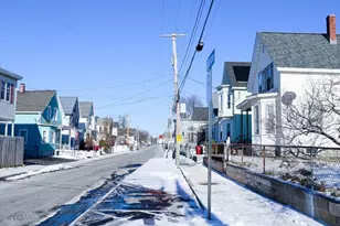 186 Powell St, Lowell, MA 01851 - Photo 9