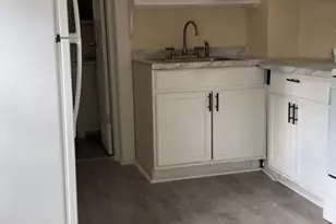 78 Fox St, Fitchburg, MA 01420 - Photo 5