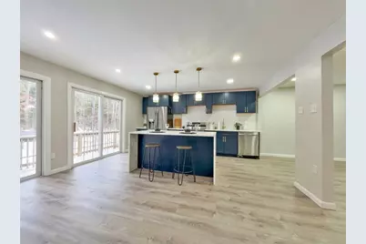 46 Holland Dr, East Longmeadow, MA 01028 - Photo 3