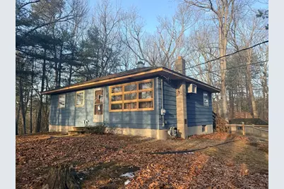 8 Molloy Rd, Georgetown, MA 01833 - Photo 1
