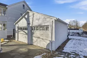 57-59 Martha St, Springfield, MA 01151 - Photo 21