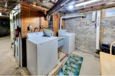 60 Fruit Street, Worcester, MA 01609 - Photo 17