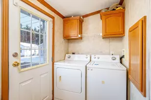 56 Nijal Ct, Fitchburg, MA 01420 - Photo 13